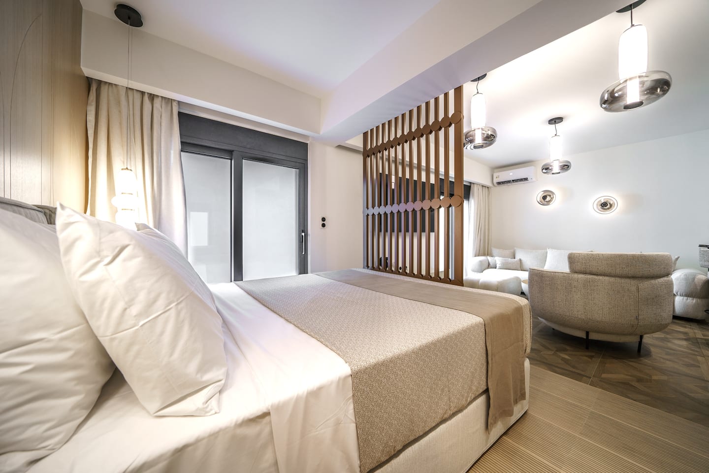 Superior Suite – Lower Level