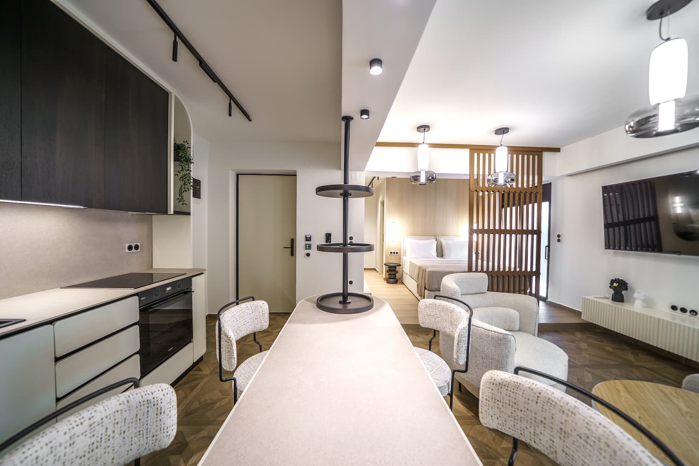 Superior Suite – Lower Level