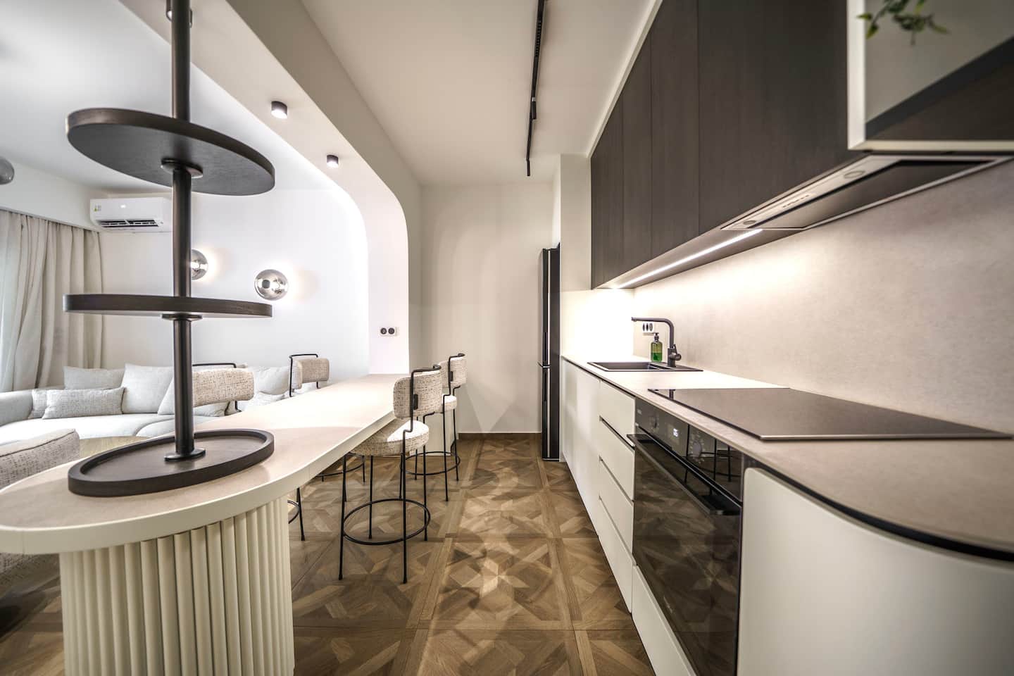 Superior Suite – Lower Level